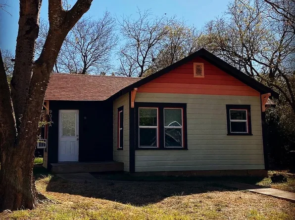 903 Haynes St Unit A, Denton, TX 76201