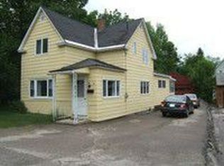 8 2nd St, Gorham, NH 03581