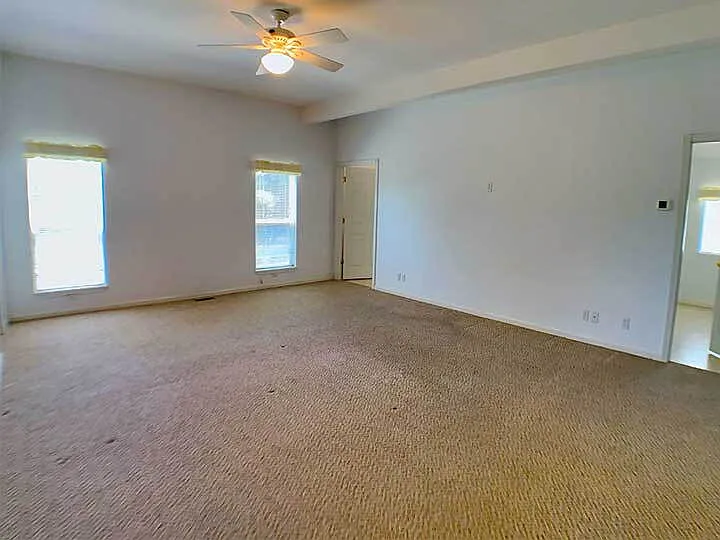6303 Windlestraw Rd — Photo 10