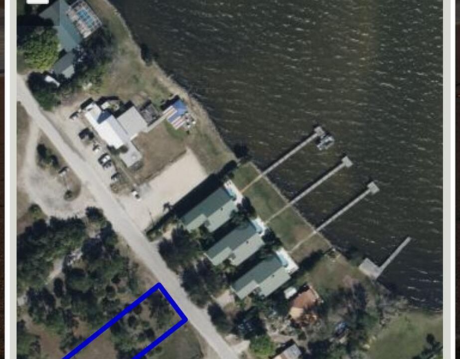 2nd image of 5420 Riveredge Dr