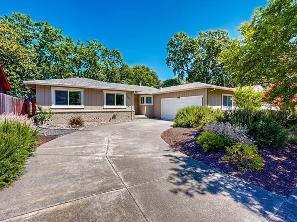 2146 Rivera Dr, Santa Rosa, CA 95409