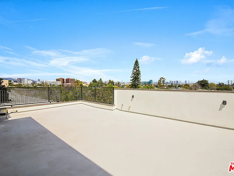 2496 S Centinela Ave #4 — Photo 7