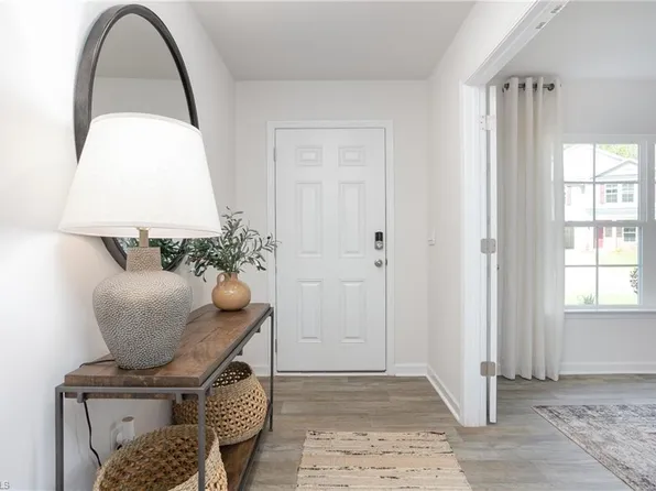 3201 Mallory Dr #283, Haw River, NC 27258