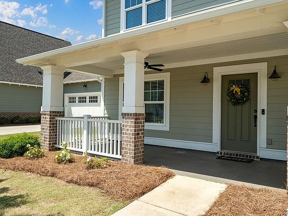 3rd image of 7564 Paine Dr