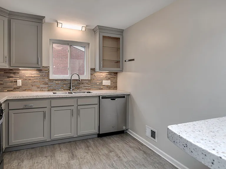 6641 Birchwood Ave #1 — Photo 9