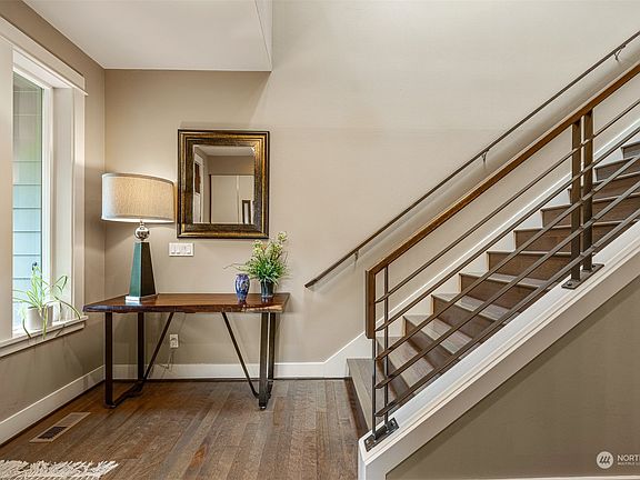 4th image of 6529 128th Avenue NE