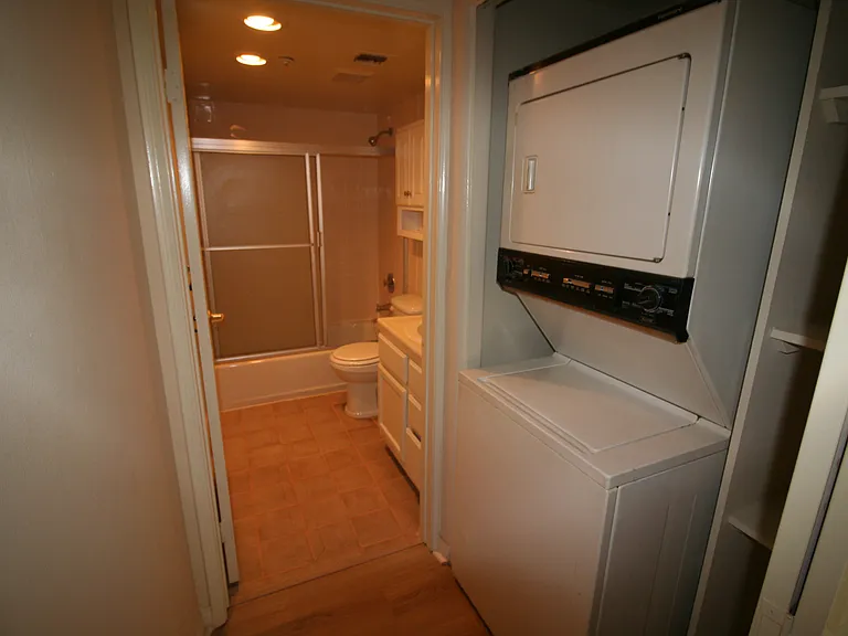 10387 Almayo Ave #1 — Photo 10