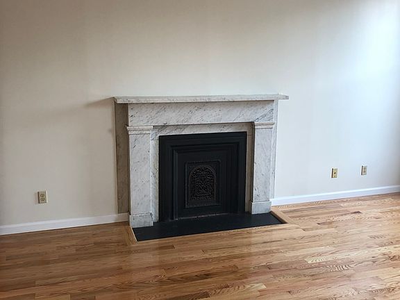 4th image of 250 Washington St #6