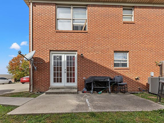 3rd image of 239 S Keeneland Dr