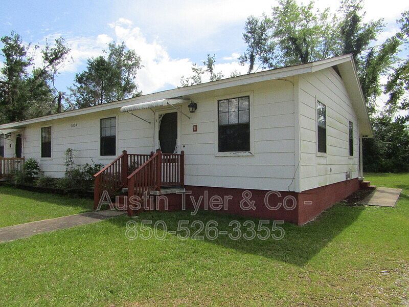 1st image of 3153B Redbud Ln