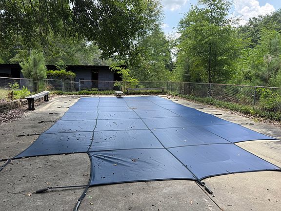 3rd image of 468 Rushton Rd