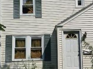 49 Walworth St, Worcester, MA 01602