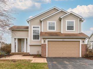 2209 Avalon Dr, Buffalo Grove, IL