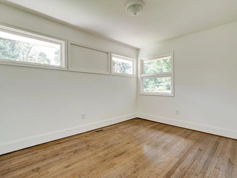 5196 Scenic View Dr — Photo 20