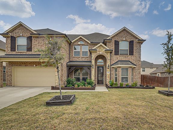 3rd image of 4403 Longbourn Dr