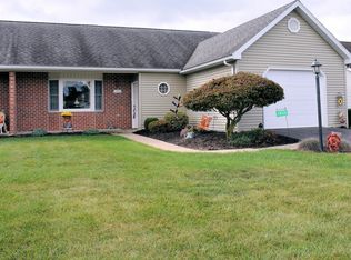 3462 Troon Dr, Chambersburg, PA