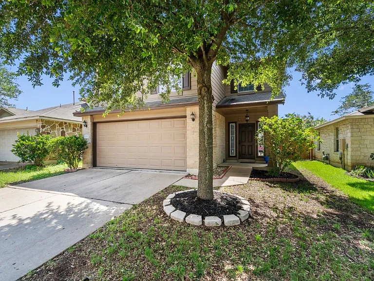 11502 Johnny Weismuller Ln — Photo 3