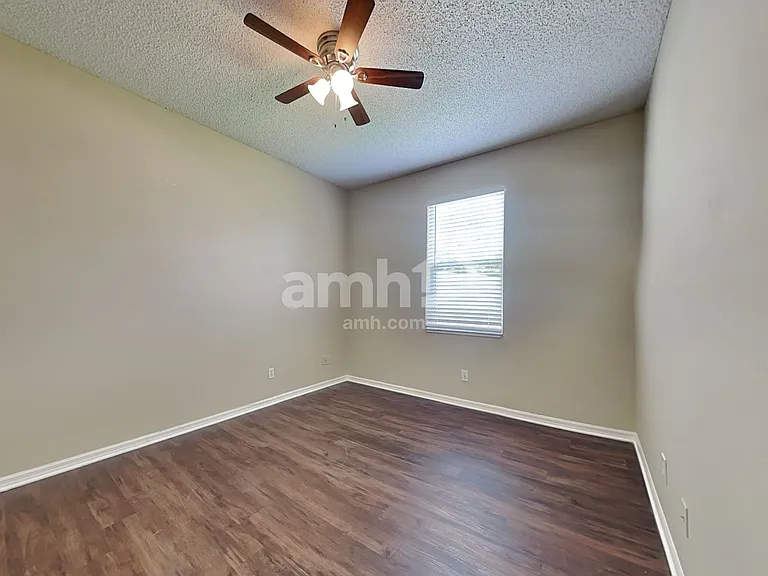 1345 Brooke View Dr — Photo 15