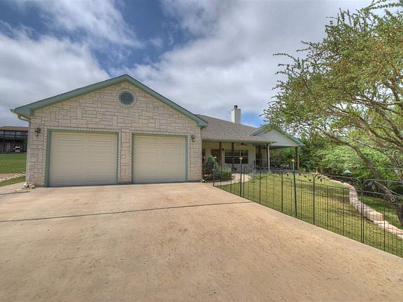 3rd image of 303 Blue Waters Dr