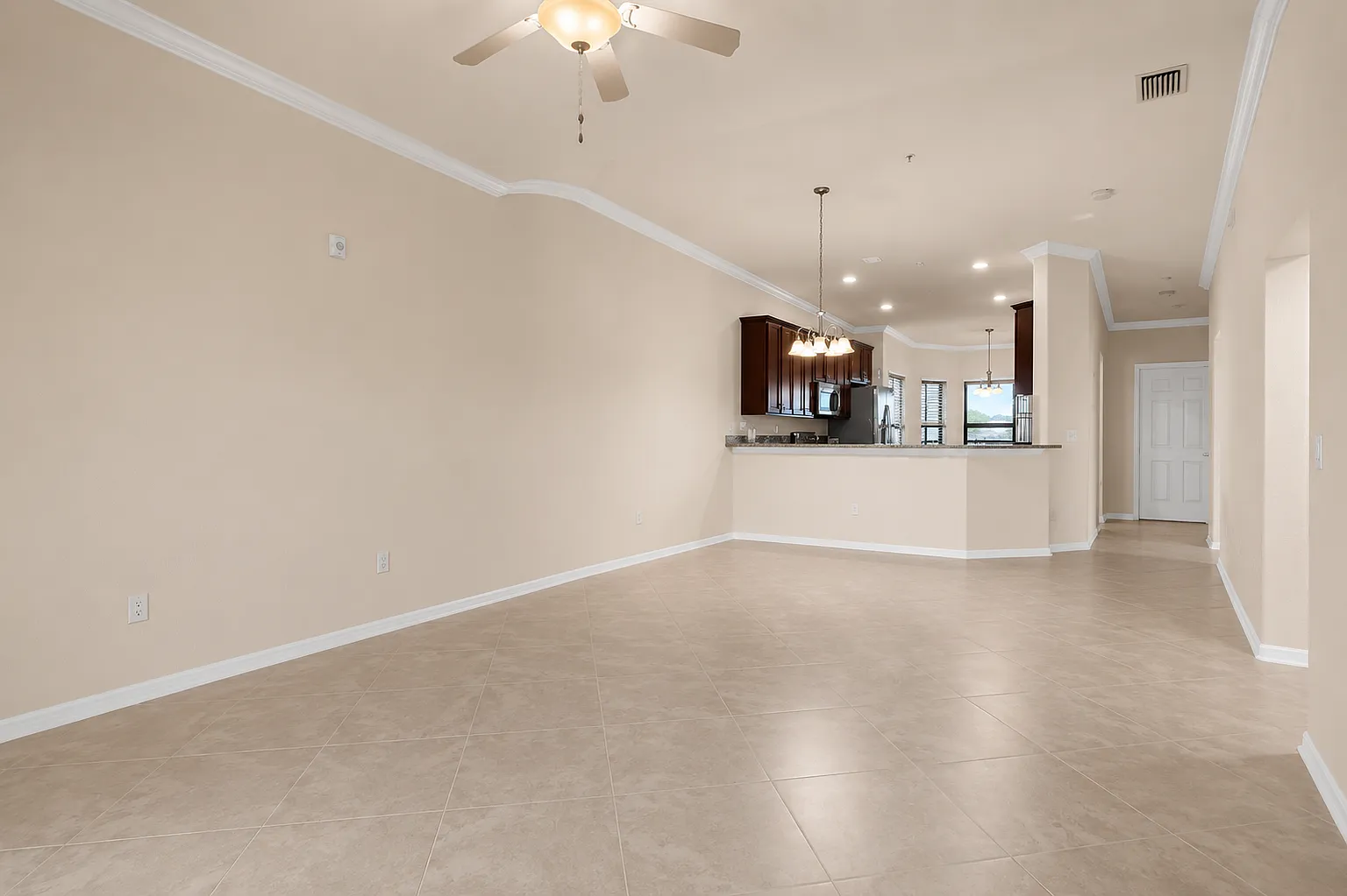 5634 Palmer Cir — Photo 3