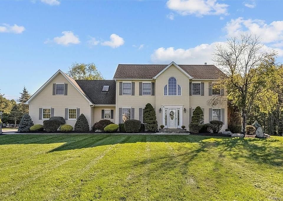 1st image of 58 Richardson Ct