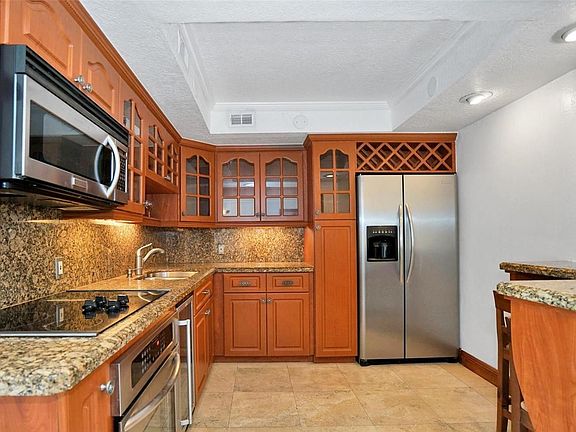 3rd image of 5701 Collins Ave APT 1212