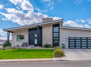 1284 Nazareth Dr, Washington, UT 84780
