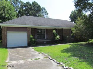 3202 Elizabeth Ave, New Bern, NC 28562
