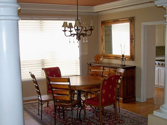 4th image of 113 Tuscany Way