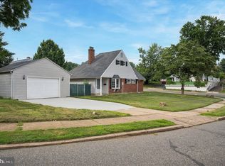 727 Sherrie Rd, Philadelphia, PA 19115