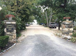 16 Monroe Ave, Bayville, NY 11709
