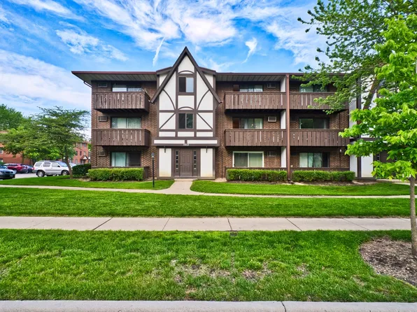1012 Centurion Ln APT 8, Vernon Hills, IL 60061