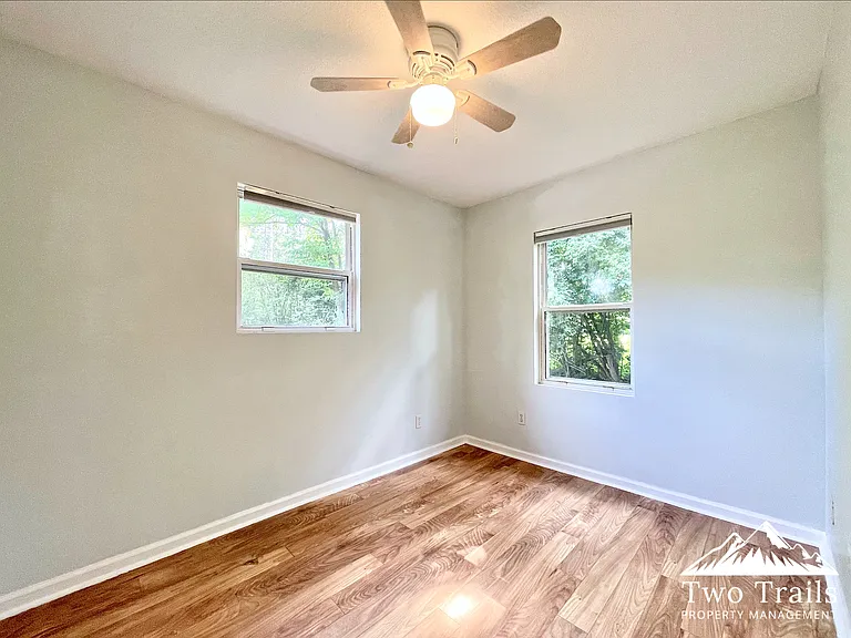 27 Sumter St — Photo 10