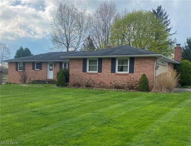 5164 Oakridge Dr, Louisville, OH, 44641