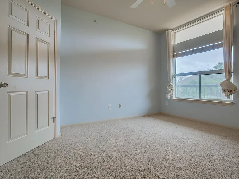 2209 Hancock Dr #27 — Photo 19
