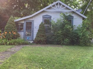 15 Washington Rd, Pittsford, NY 14534