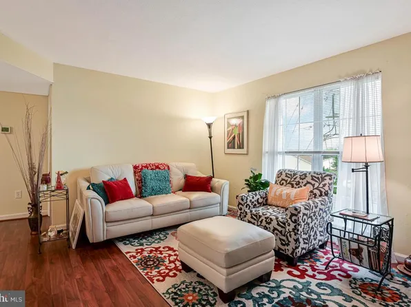 11256 Torrie Way APT K, Bealeton, VA 22712