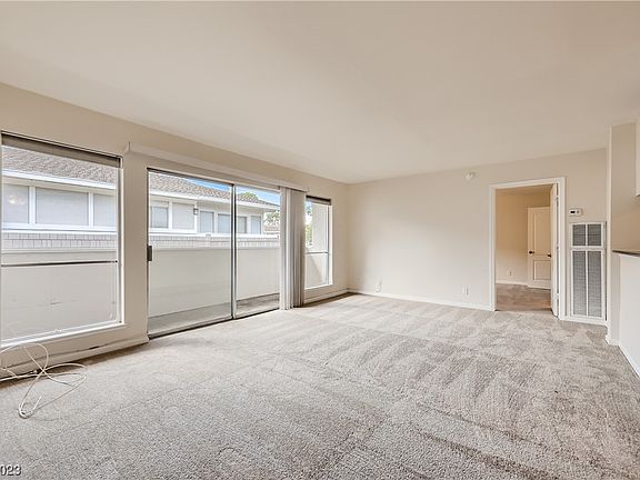 2nd image of 683 Oakmont Ave Unit 3510