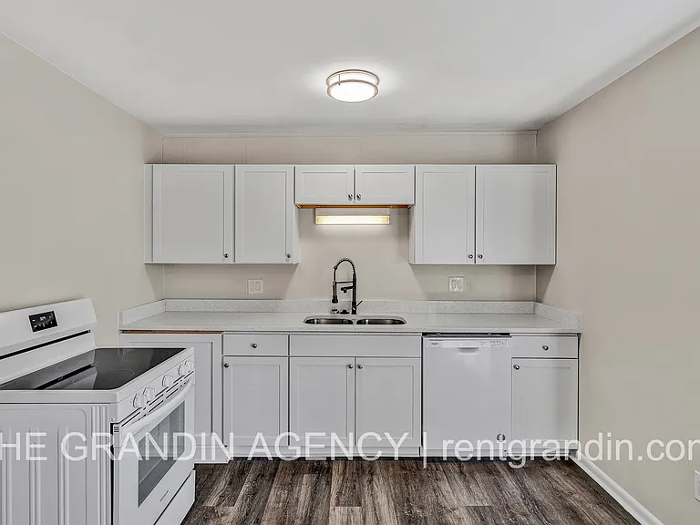 2153 Mulberry St — Photo 7
