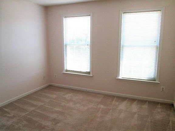 4th image of 6160 Manchester Park Cir