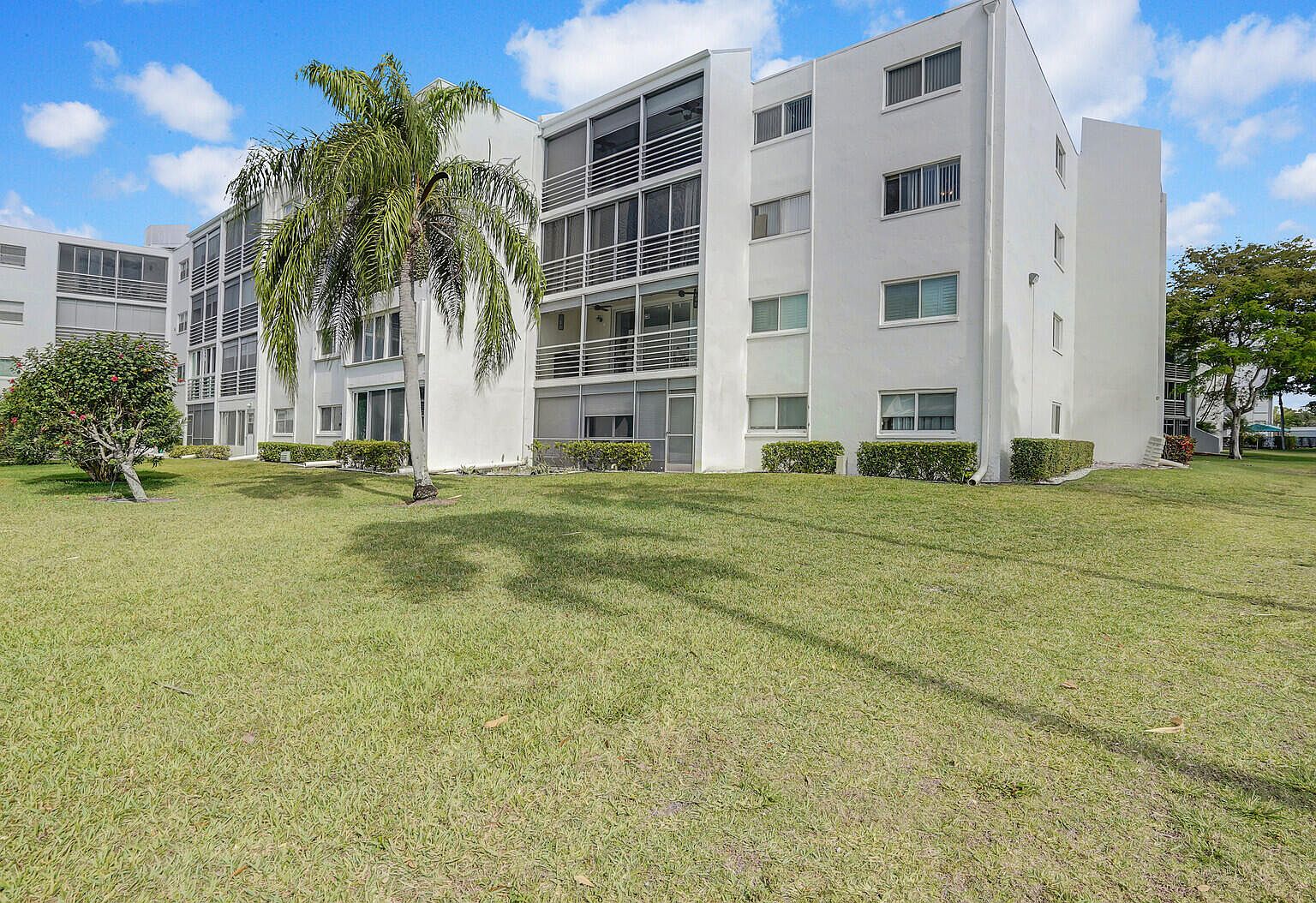 3326 Arcara Way #401