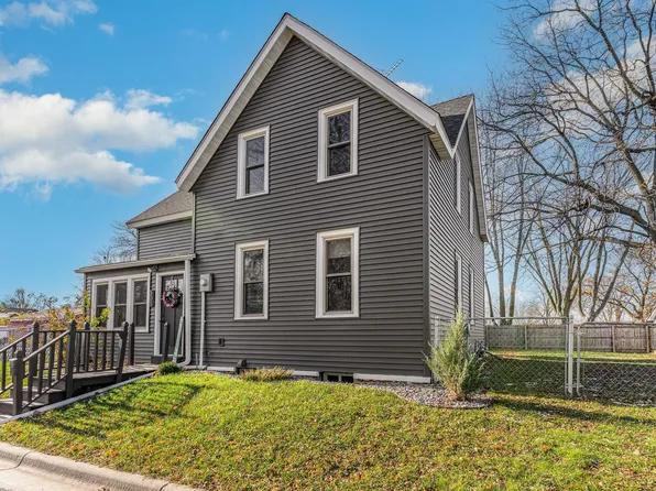 306 1st Ave SW, New Prague, MN 56071