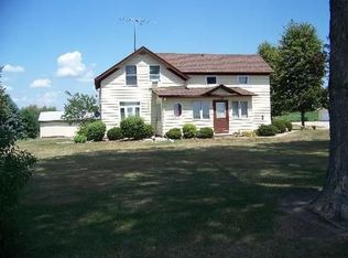 10593 Shabbona Grove Rd, Waterman, IL 60556