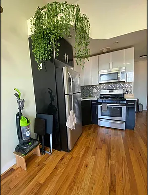 Rented by Hagstrom Management Inc | media 20