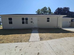 213 N Military Rd, Fond Du Lac, WI 54935