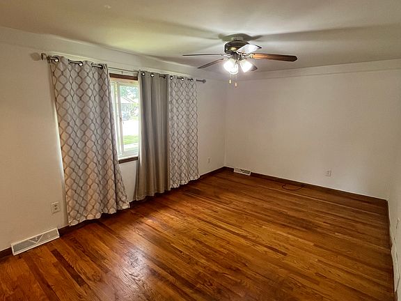 3rd image of 5972 N Gulley Rd