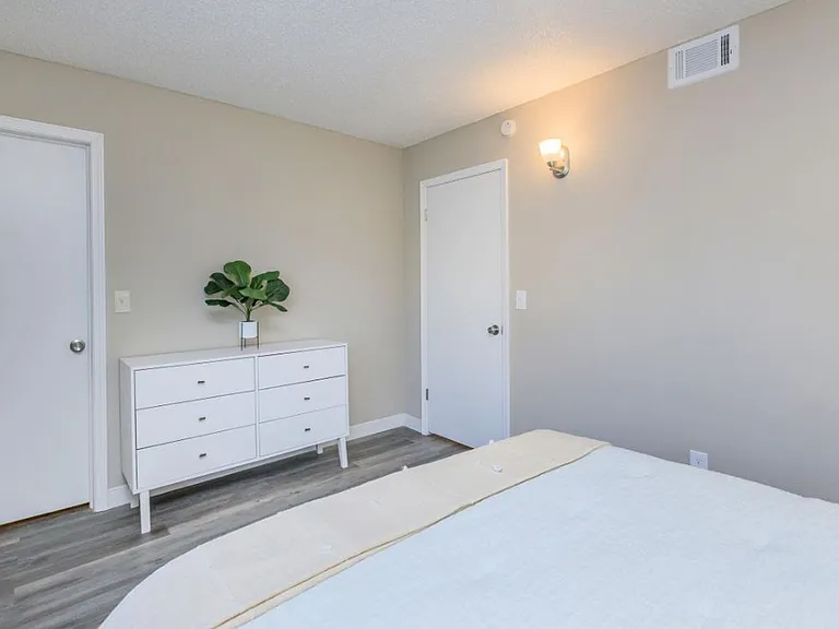 Aspen Place Apartments - June Rent FREE: Move-In by 6/15! — Photo 36