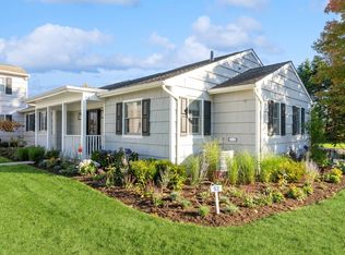 (Undisclosed Address), Southampton, NY 11968
