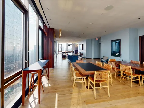 435 West 31st Street image 15 of 39