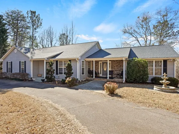 132 Englewood Dr, Inman, SC 29349